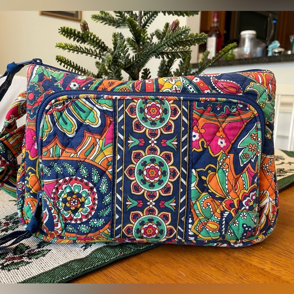 Vera Bradley Venetian Paisley mini-hipster